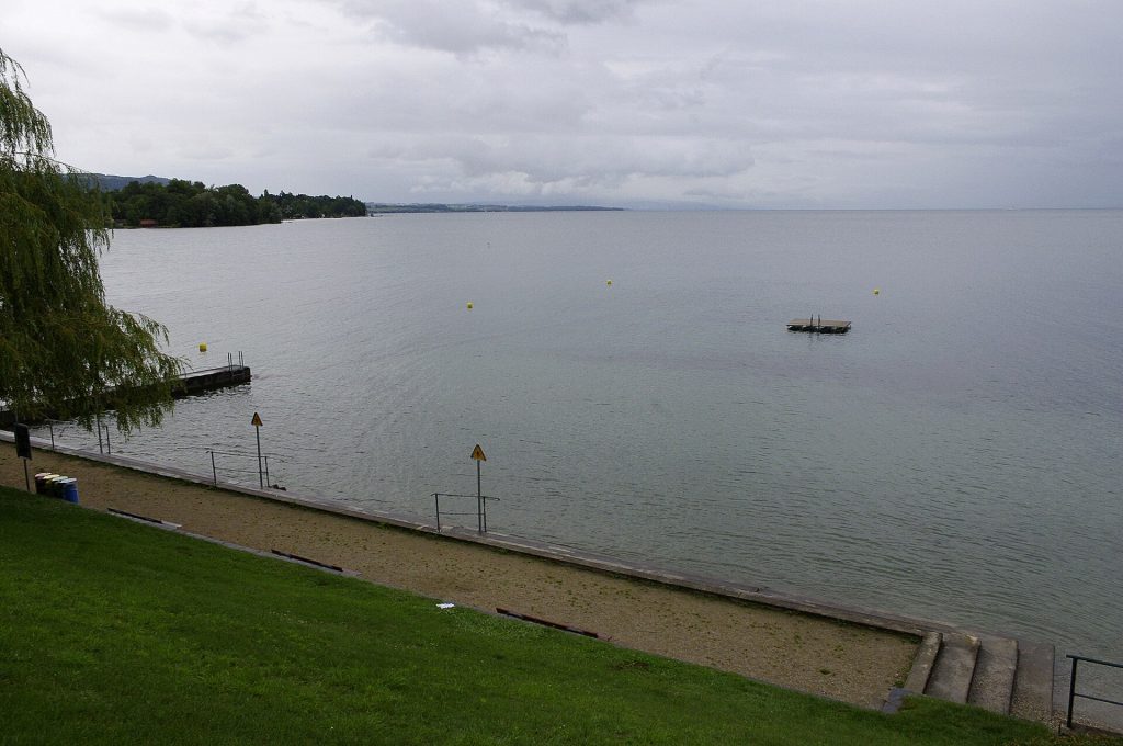 La plage de Gland au bord du Léman